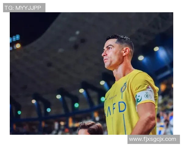 足球明星的巧合揭示了命运与努力交织的奇妙关系与人生轨迹